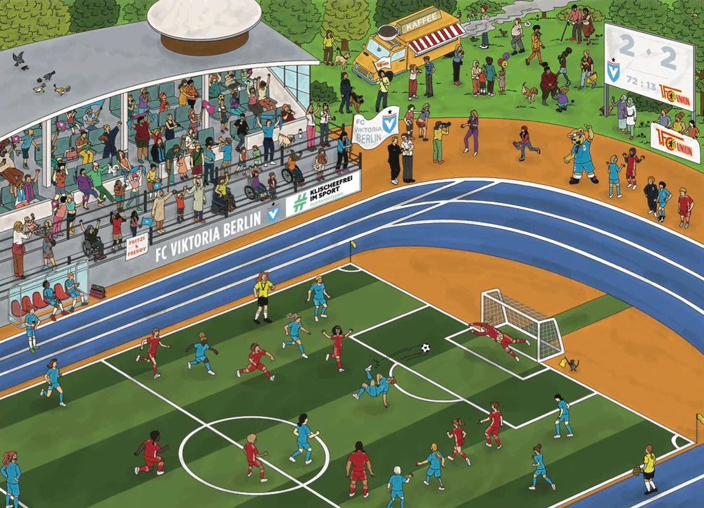 Seite aus dem Wimmelbuch "Mimis kunterbunter Sport". Die Illustration zeigt ein Fußballspiel im Stadion mit jubelnden Zuschauern.