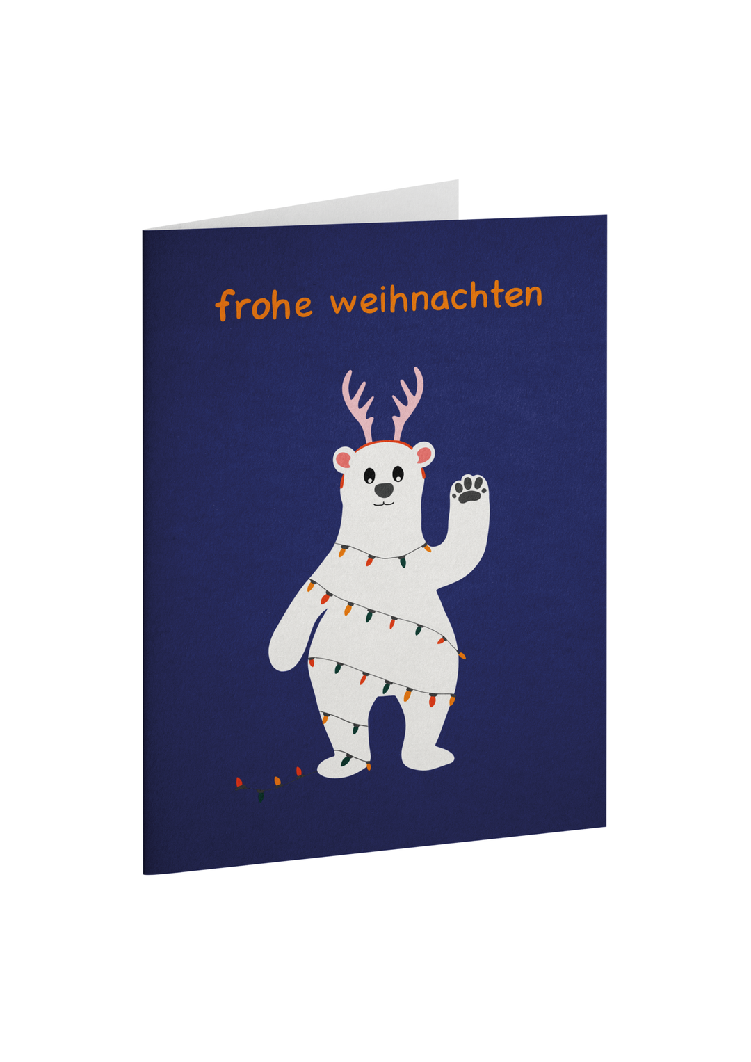 Grußkarte zu Weihnachten mit der Illustration eines Eisbärs mit Lichterkette und dem Schriftzug "Frohe Weihnachten".